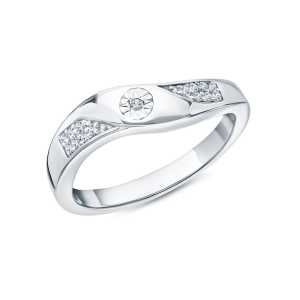 Серебряное кольцо с бриллиантами природными